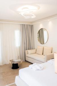 Posezení v ubytování Νumi Boutique Hotel
