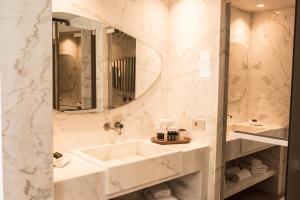 Koupelna v ubytování Νumi Boutique Hotel