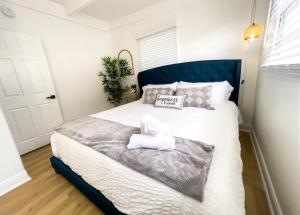 Gallery image of 4 Bedrooms Chic House In South Tampa 5 Min From Bay in Tampa