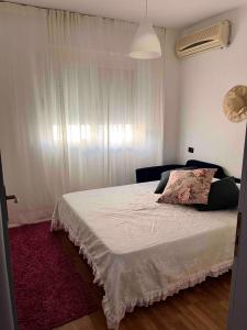 Fotografie z fotogalerie ubytování Apartament Qerret Kavajë v destinaci Golem