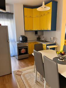 Fotografie z fotogalerie ubytování Apartament Qerret Kavajë v destinaci Golem