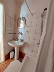 Koupelna v ubytování Apartment in Vis historic center - Mikula, Ljubica, Toma