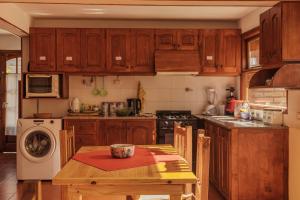 Una cocina o kitchenette en Casa Hostel - Paseo del Sol