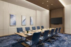 Sjónvarps- og/eða afþreyingartæki á DoubleTree by Hilton Toyama