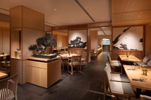 Restoran või mõni muu söögikoht majutusasutuses DoubleTree by Hilton Kyoto Higashiyama