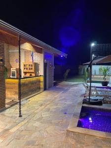 Galeriebild der Unterkunft Chácara ilha do Sol com Piscina aquecida 5km do thermas in Olímpia