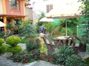 Jardín al aire libre en Elbrus Home