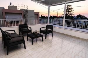 Balkón nebo terasa v ubytování Minodoras Guesthouse