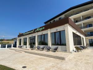 Imagen de la galería de Hotel Maya, en Horezu