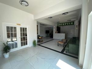 Imagen de la galería de Hotel Maya, en Horezu