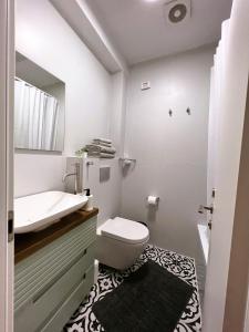 Gallery image of White Door Apartments in Haifa