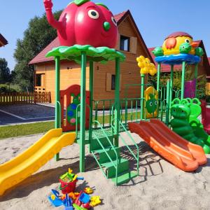 Children's play area sa MIODOWA SADYBA Domki całoroczne