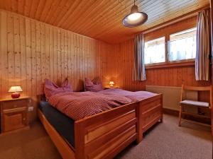 Легло или легла в стая в CHALET HÜTTLE - authentisch, ruhig, mitten im grün