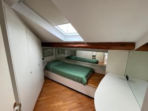 A bed or beds in a room at Villa Niccolò
