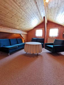 Кът за сядане в CHALET HÜTTLE - authentisch, ruhig, mitten im grün