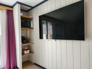Een TV en/of entertainmentcenter bij Steinbock

