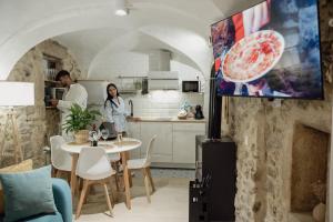 Kuchyňa alebo kuchynka v ubytovaní El Edén Casas Rurales con Piscina y Jacuzzi