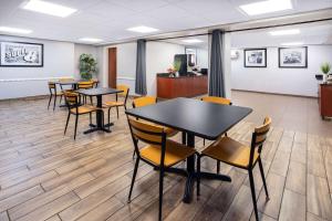 Fotografie z fotogalerie ubytování Super 8 by Wyndham Mount Laurel v destinaci Mount Laurel