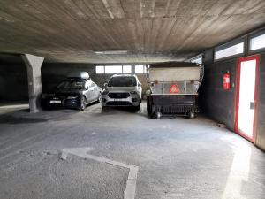 Снимка в галерията на CHALET HÜTTLE - authentisch, ruhig, mitten im grün в Грехен