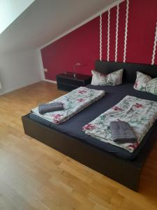 Postel nebo postele na pokoji v ubytování Gwuni B&B