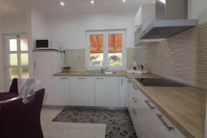 Fotografie z fotogalerie ubytování Ferienhaus-mit-Pool-in-Porec-Melisa-7 v Poreči