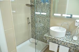 Bagno di Hotel Martini Kvariati