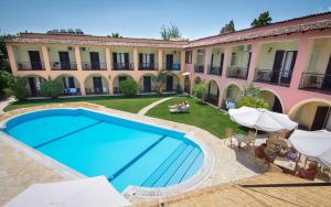 A view of the pool at Annaliza Apartments or nearby