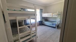 Afbeelding uit fotogalerij van Rock Away Beach Home in Hartenbos