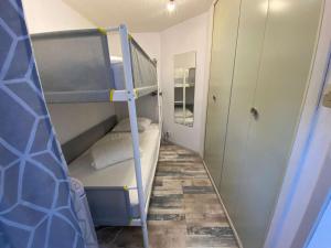 Φωτογραφία από το άλμπουμ του Studio Cabine Mezzanine Rénové pour 4 Pers. avec Terrasse et Parking Privé - Animaux Admis - FR-1-326-553 σε Le Castellas