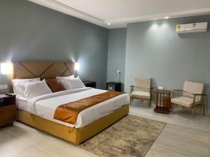 Postelja oz. postelje v sobi nastanitve Breezes Beach Resort