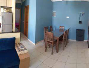 Kuchyň nebo kuchyňský kout v ubytování Appartement bien équipé à 5 min de la plage, TOUT INCLU! + 37 fotografií