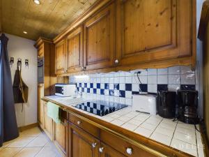 Kuchnia lub aneks kuchenny w obiekcie Appartement Montvalezan-La Rosière, 4 pièces, 8 personnes - FR-1-398-534