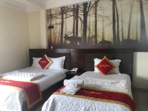 Fotografie z fotogalerie ubytování Hotel Nam Sơn v destinaci Lương Kê + 17 fotografií