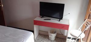 TV a/nebo společenská místnost v ubytování Cama doble Cristina