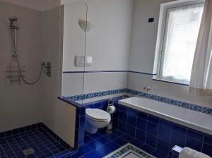 A bathroom at Villa Carmen