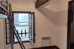Gallery image of Duplex avec cour au coeur de la cité médiévale. in Gourdon-en-quercy