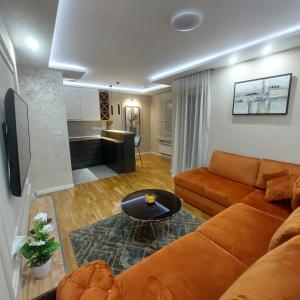 Χώρος καθιστικού στο Apartment Mb lux 2 +4 φωτογραφίες