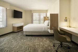 Postel nebo postele na pokoji v ubytování SpringHill Suites Fort Worth University