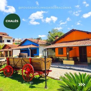 クーニャにあるPousada e Restaurante Clima da Serraの馬車