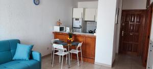 Kuchyň nebo kuchyňský kout v ubytování Sun Paradise Apartment