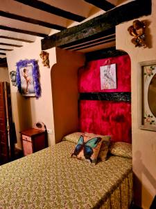 Postel nebo postele na pokoji v ubytování One bedroom house with city view at Cuenca