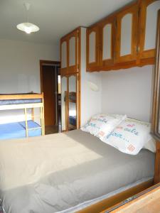 Postel nebo postele na pokoji v ubytování Chambre d'Hôtes Les 3 Moulins