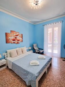 Ένα ή περισσότερα κρεβάτια σε δωμάτιο στο Torino Vincenzo Lancia Apartment