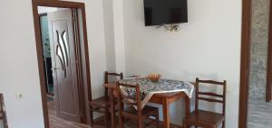 TV o dispositivi per l'intrattenimento presso Hotel TWINS ANNA