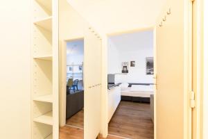 Postel nebo postele na pokoji v ubytování Vienna Lights Apartments - Apartment Park View + 10 fotografií