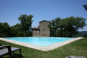 Piscina di Torre Di Vignale o nelle vicinanze