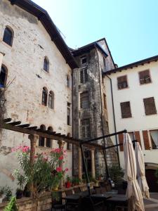The building in which Az apartmant is located