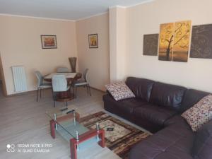 A seating area at Villa Iris