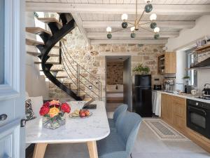 Una cocina o cocineta en La Canea Living