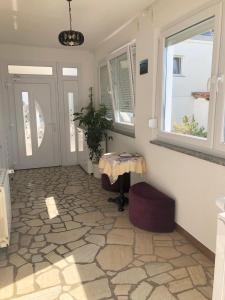 Ένα μπάνιο στο APARTMENTs MARIJA SENJ +35 φωτογραφίες